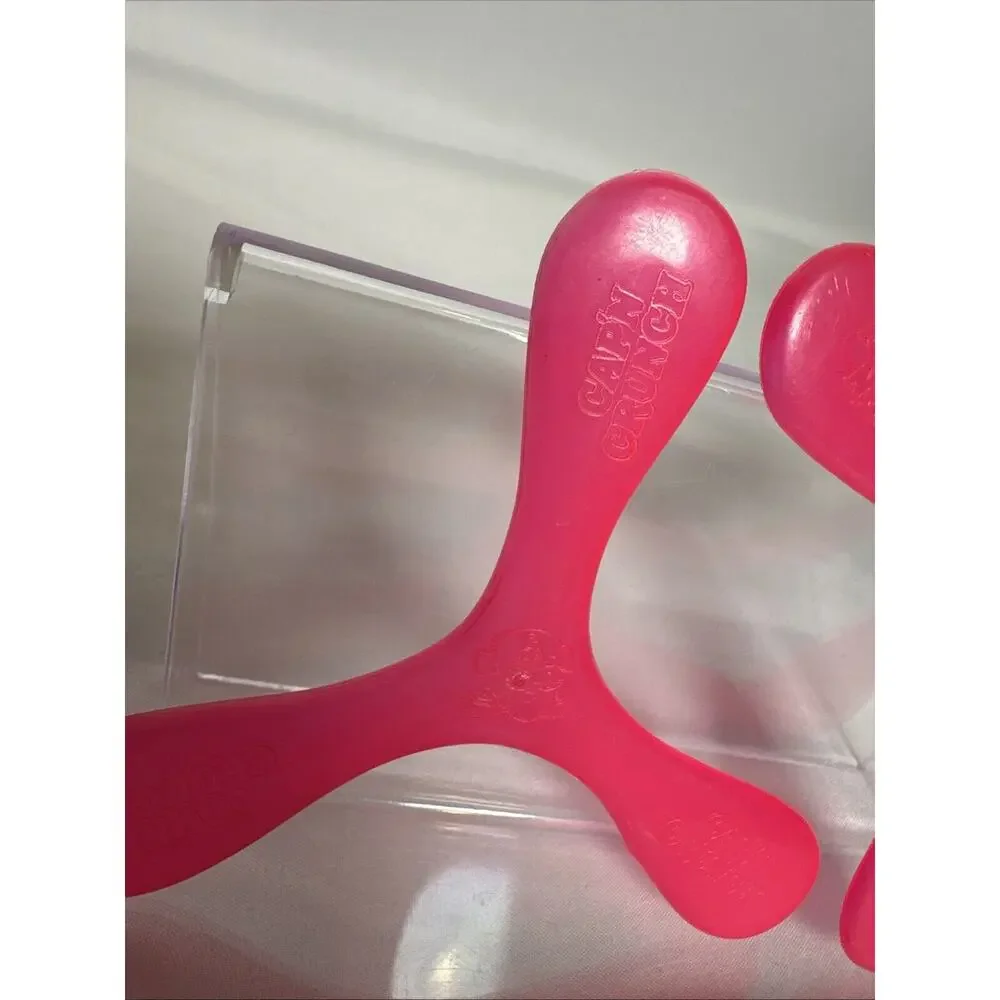 Cap'n Crunch Cereal Prize / Premium Pink Boomerang Circa 1990 Lot Of 2